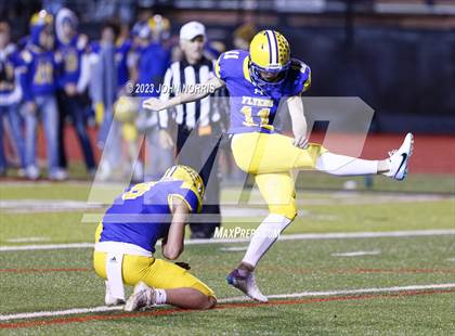 Thumbnail 3 in Minster @ Marion Local  (OHSAA Region 28 Regional Semifinal) photogallery.