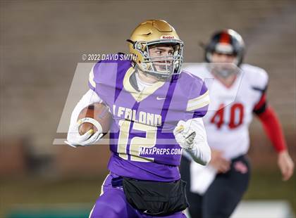 Thumbnail 2 in North Andrew vs. Bishop LeBlond (MSHSAA 8-Man Championship) photogallery.
