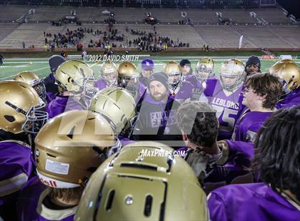 Thumbnail 2 in North Andrew vs. Bishop LeBlond (MSHSAA 8-Man Championship) photogallery.