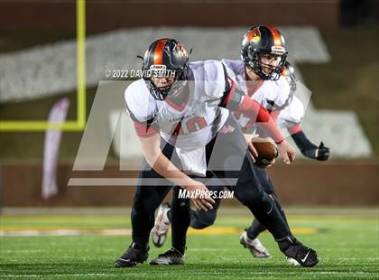 Thumbnail 2 in North Andrew vs. Bishop LeBlond (MSHSAA 8-Man Championship) photogallery.