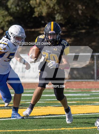 Thumbnail 3 in Cloverdale @ Novato photogallery.
