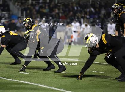 Thumbnail 3 in Bakersfield @ Del Oro (CIF NorCal Regional 1A Final) photogallery.
