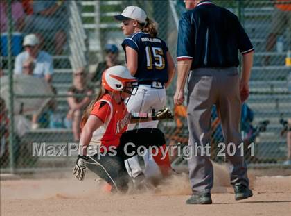 Thumbnail 3 in Alexander Central vs North Davidson (NCHSAA 4A Final) photogallery.
