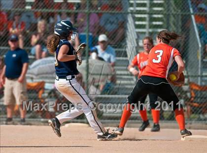 Thumbnail 2 in Alexander Central vs North Davidson (NCHSAA 4A Final) photogallery.
