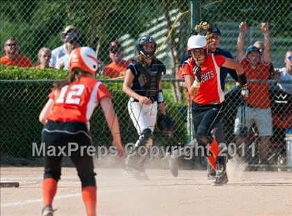 Thumbnail 3 in Alexander Central vs North Davidson (NCHSAA 4A Final) photogallery.