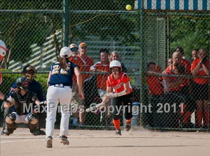 Thumbnail 3 in Alexander Central vs North Davidson (NCHSAA 4A Final) photogallery.