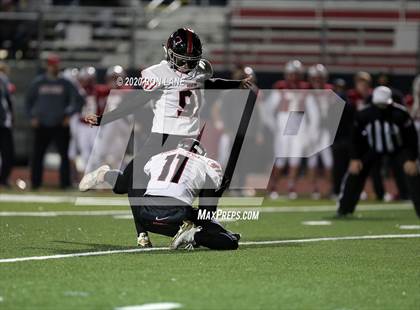 Thumbnail 3 in Mustang @ Yukon (OSSAA 6A-1 Round 1 Playoff) photogallery.