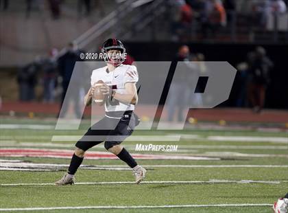 Thumbnail 3 in Mustang @ Yukon (OSSAA 6A-1 Round 1 Playoff) photogallery.