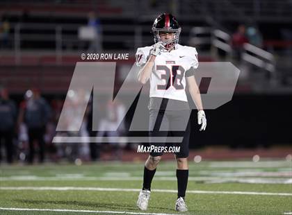 Thumbnail 2 in Mustang @ Yukon (OSSAA 6A-1 Round 1 Playoff) photogallery.