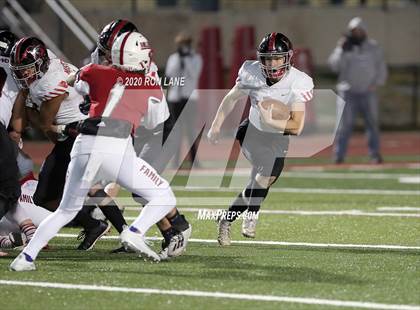 Thumbnail 3 in Mustang @ Yukon (OSSAA 6A-1 Round 1 Playoff) photogallery.