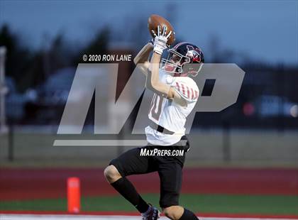 Thumbnail 1 in Mustang @ Yukon (OSSAA 6A-1 Round 1 Playoff) photogallery.