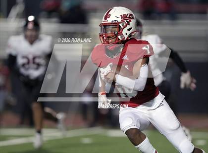 Thumbnail 3 in Mustang @ Yukon (OSSAA 6A-1 Round 1 Playoff) photogallery.