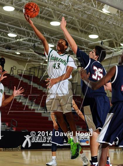 Thumbnail 1 in Pacific Hills vs. Lakeside (MaxPreps Holiday Classic) photogallery.