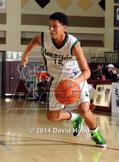 Thumbnail 3 in Pacific Hills vs. Lakeside (MaxPreps Holiday Classic) photogallery.