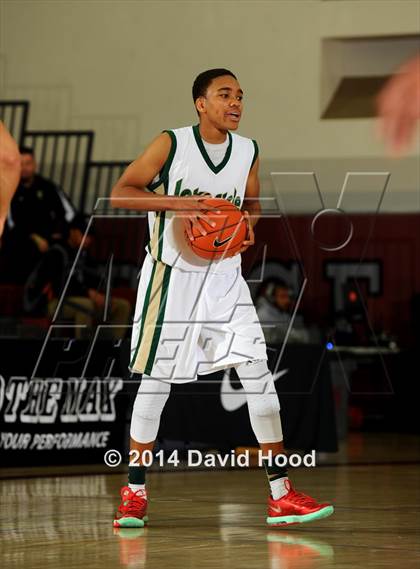 Thumbnail 2 in Pacific Hills vs. Lakeside (MaxPreps Holiday Classic) photogallery.