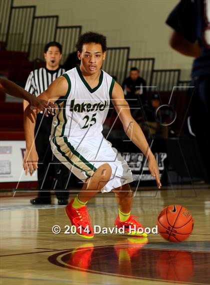 Thumbnail 2 in Pacific Hills vs. Lakeside (MaxPreps Holiday Classic) photogallery.