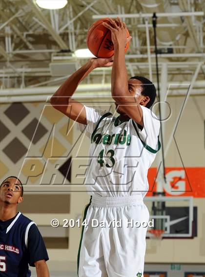 Thumbnail 3 in Pacific Hills vs. Lakeside (MaxPreps Holiday Classic) photogallery.
