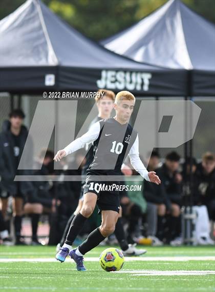 Thumbnail 3 in Central Catholic vs. Jesuit (OSAA 6A Quarterfinal) photogallery.