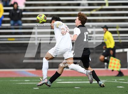 Thumbnail 1 in Central Catholic vs. Jesuit (OSAA 6A Quarterfinal) photogallery.