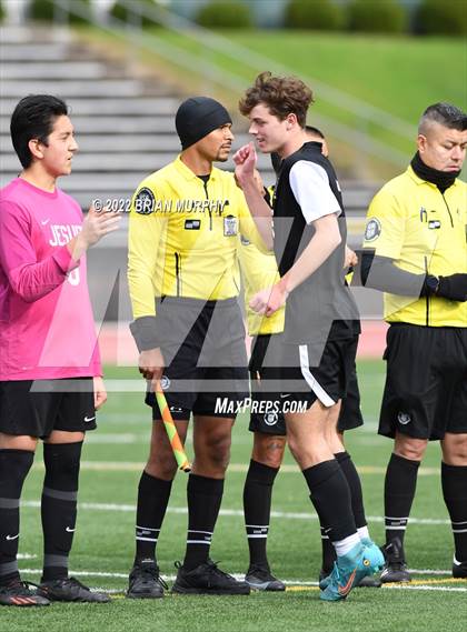 Thumbnail 2 in Central Catholic vs. Jesuit (OSAA 6A Quarterfinal) photogallery.