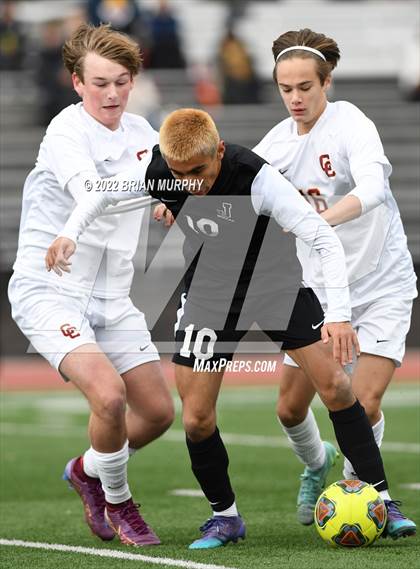 Thumbnail 2 in Central Catholic vs. Jesuit (OSAA 6A Quarterfinal) photogallery.
