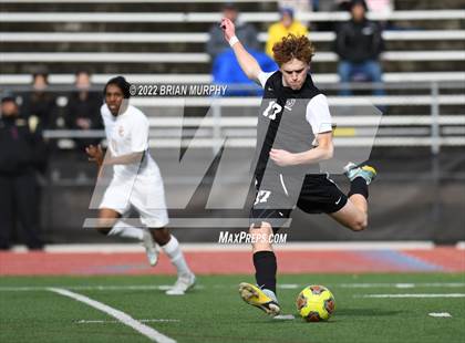 Thumbnail 1 in Central Catholic vs. Jesuit (OSAA 6A Quarterfinal) photogallery.