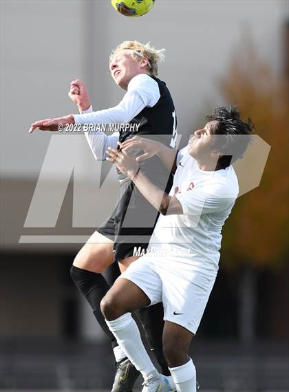 Thumbnail 2 in Central Catholic vs. Jesuit (OSAA 6A Quarterfinal) photogallery.