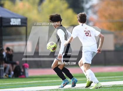 Thumbnail 3 in Central Catholic vs. Jesuit (OSAA 6A Quarterfinal) photogallery.