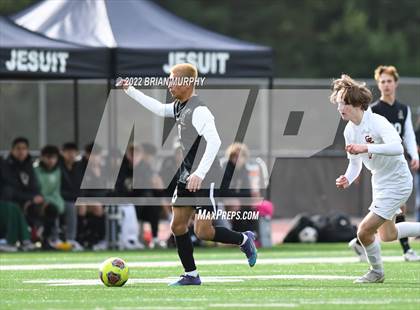Thumbnail 2 in Central Catholic vs. Jesuit (OSAA 6A Quarterfinal) photogallery.