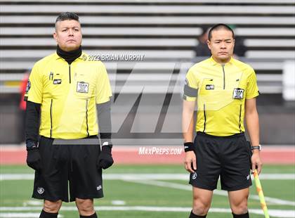 Thumbnail 2 in Central Catholic vs. Jesuit (OSAA 6A Quarterfinal) photogallery.
