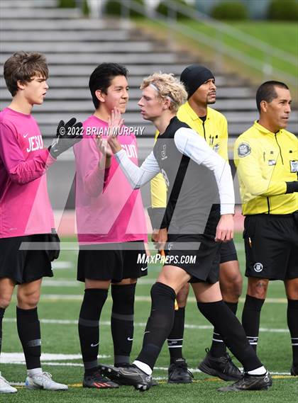 Thumbnail 2 in Central Catholic vs. Jesuit (OSAA 6A Quarterfinal) photogallery.