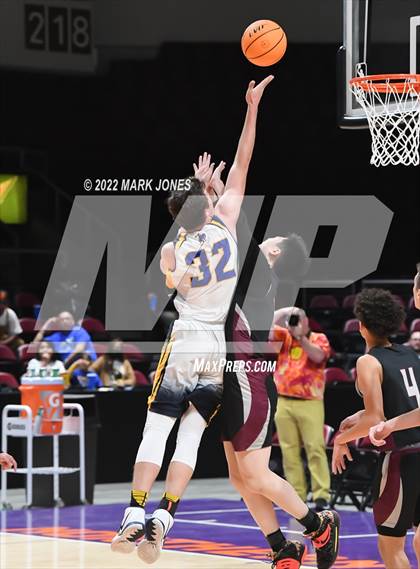 Thumbnail 1 in Trivium Prep vs. Pima (AIA 2A Quarterfinal) photogallery.