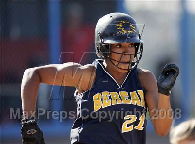 Thumbnail 2 in Berean Christian @ Justin-Siena photogallery.