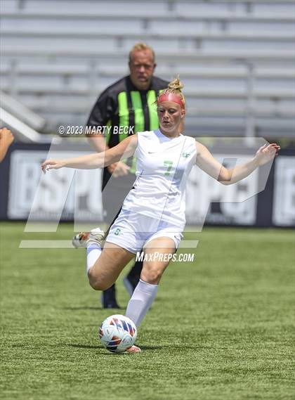 Thumbnail 3 in Fort Zumwalt South v Smithville (MSHSAA Class 3 State Championship) photogallery.