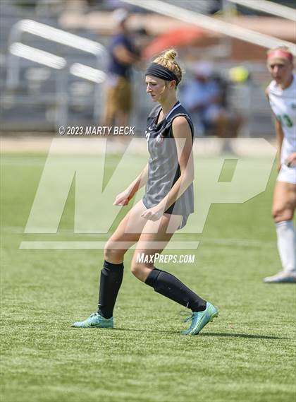 Thumbnail 3 in Fort Zumwalt South v Smithville (MSHSAA Class 3 State Championship) photogallery.