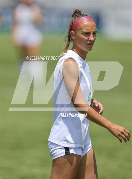 Thumbnail 2 in Fort Zumwalt South v Smithville (MSHSAA Class 3 State Championship) photogallery.