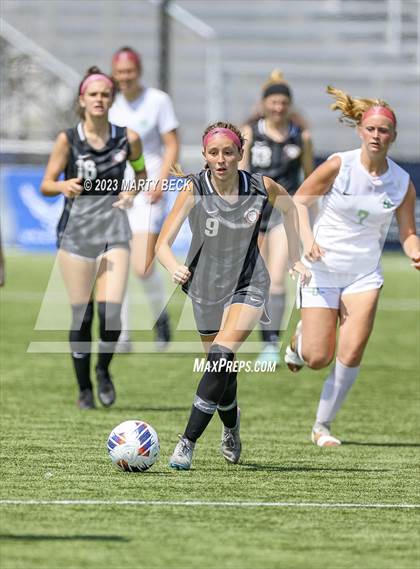 Thumbnail 3 in Fort Zumwalt South v Smithville (MSHSAA Class 3 State Championship) photogallery.