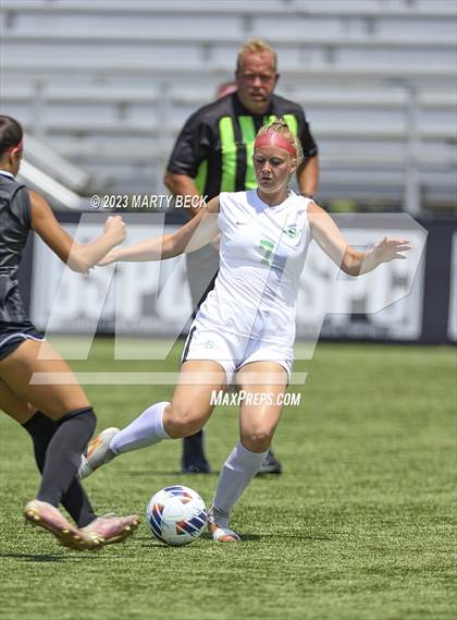 Thumbnail 1 in Fort Zumwalt South v Smithville (MSHSAA Class 3 State Championship) photogallery.