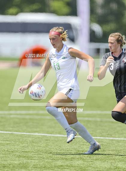 Thumbnail 2 in Fort Zumwalt South v Smithville (MSHSAA Class 3 State Championship) photogallery.