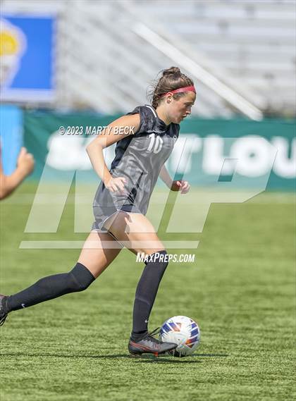 Thumbnail 3 in Fort Zumwalt South v Smithville (MSHSAA Class 3 State Championship) photogallery.