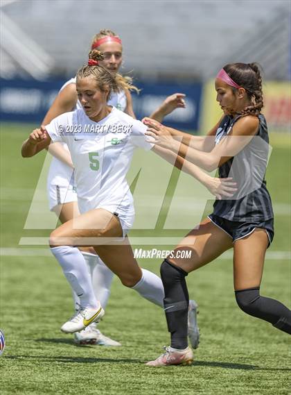 Thumbnail 2 in Fort Zumwalt South v Smithville (MSHSAA Class 3 State Championship) photogallery.