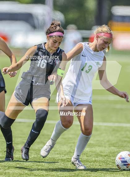 Thumbnail 2 in Fort Zumwalt South v Smithville (MSHSAA Class 3 State Championship) photogallery.