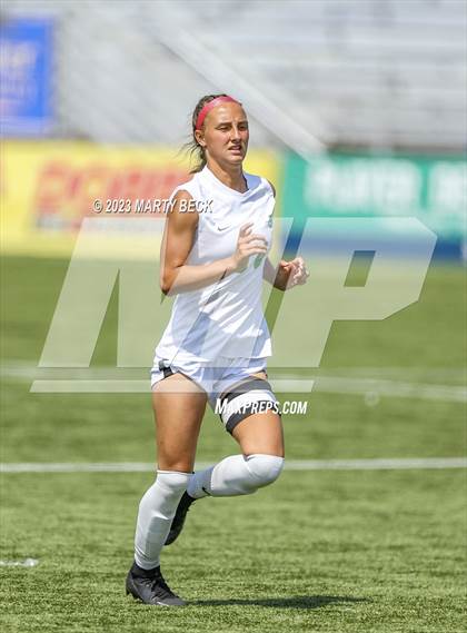 Thumbnail 3 in Fort Zumwalt South v Smithville (MSHSAA Class 3 State Championship) photogallery.