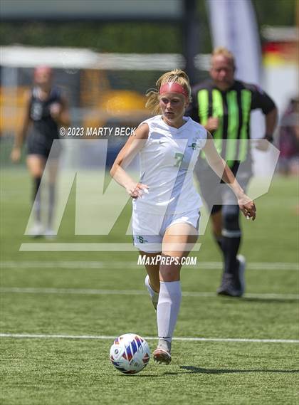 Thumbnail 3 in Fort Zumwalt South v Smithville (MSHSAA Class 3 State Championship) photogallery.