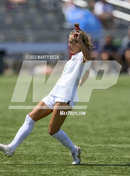 Thumbnail 2 in Fort Zumwalt South v Smithville (MSHSAA Class 3 State Championship) photogallery.