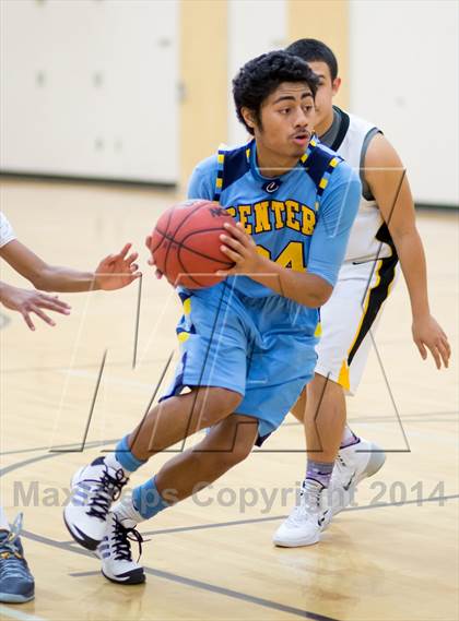 Thumbnail 1 in Del Oro vs Center @ Whitney Classic photogallery.