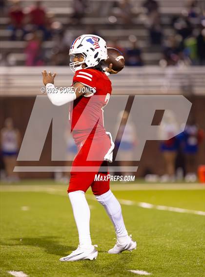 Thumbnail 3 in Warner Robins vs Veterans  photogallery.