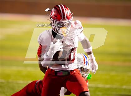 Thumbnail 3 in Warner Robins vs Veterans  photogallery.