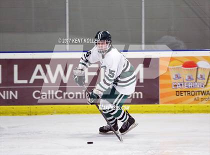 Thumbnail 1 in Troy @ Lake Orion photogallery.