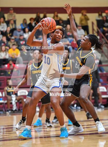 Thumbnail 1 in Hooks vs. Timpson (Holiday Hoops Tournament) photogallery.
